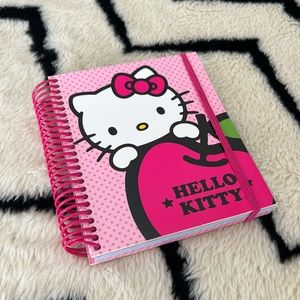 Hello Kitty planner with sticky notes and zip pocket • Undated planner • 2013